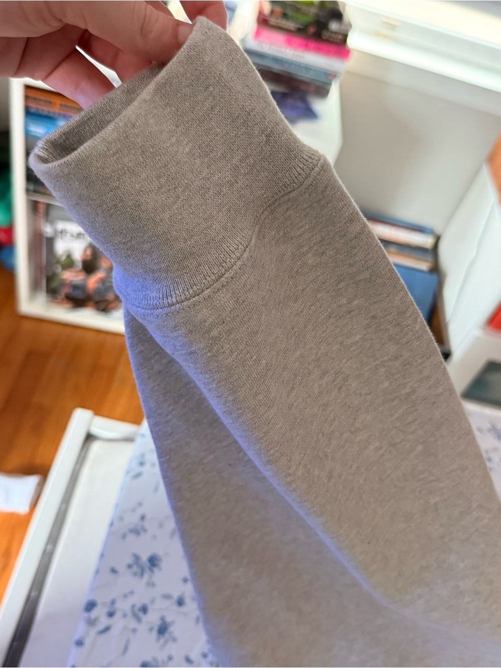 Stussy Nike Light Gray Full-Zip Hoodie with Logo Patch - Picture 7 of 9